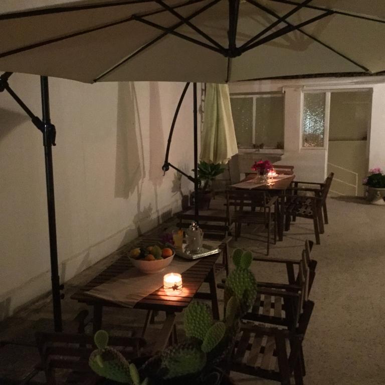 Case Vacanze Le Rose Villa Noto Kültér fotó