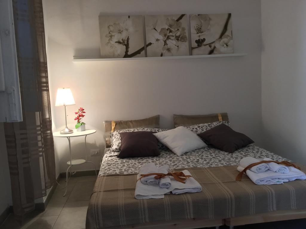Case Vacanze Le Rose Villa Noto Kültér fotó